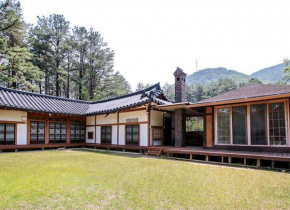 Jangnakwon Pension Gapyeong